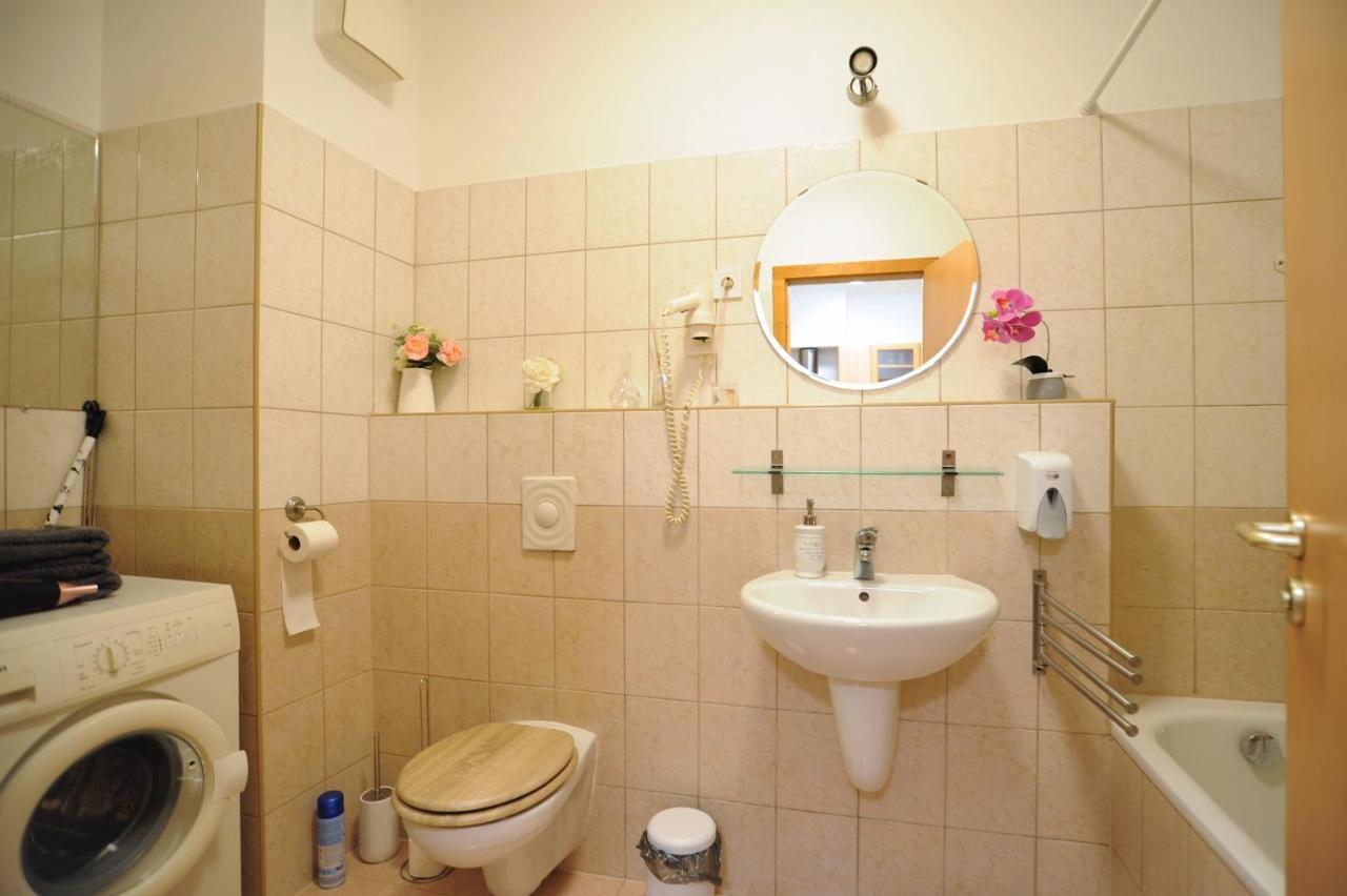Lovely Apartment In The Heart Of Budapest Kültér fotó